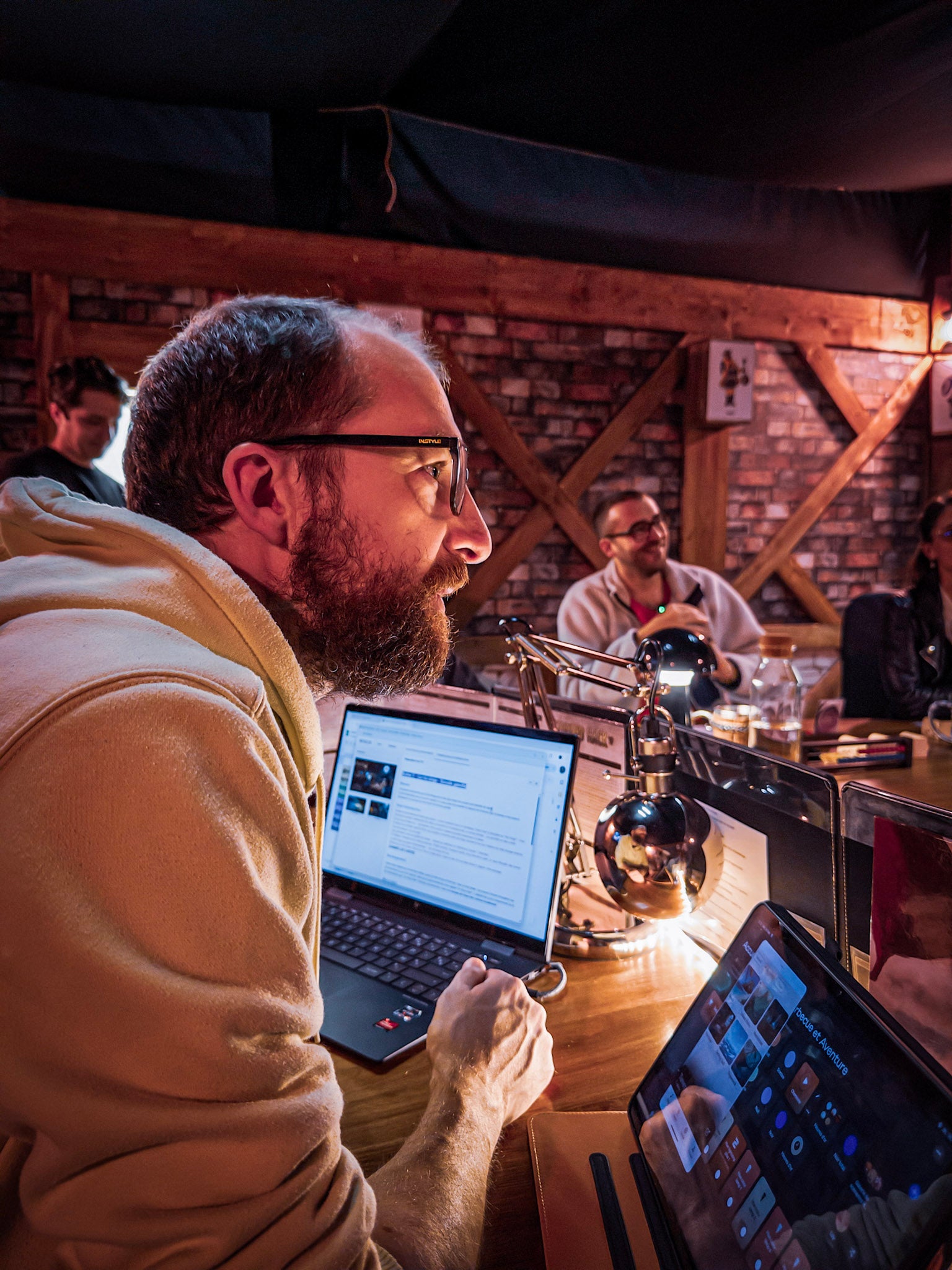 Notre salle de jeu à Tours, entièrement décorée pour une immersion totale dans vos scénarios.